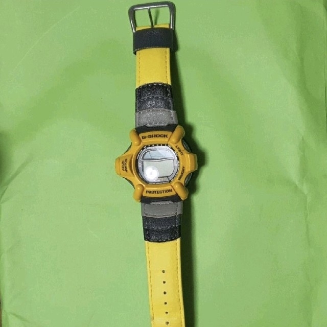 カシオ CASIO G-SHOCK ライズマン メン イン イエロー used