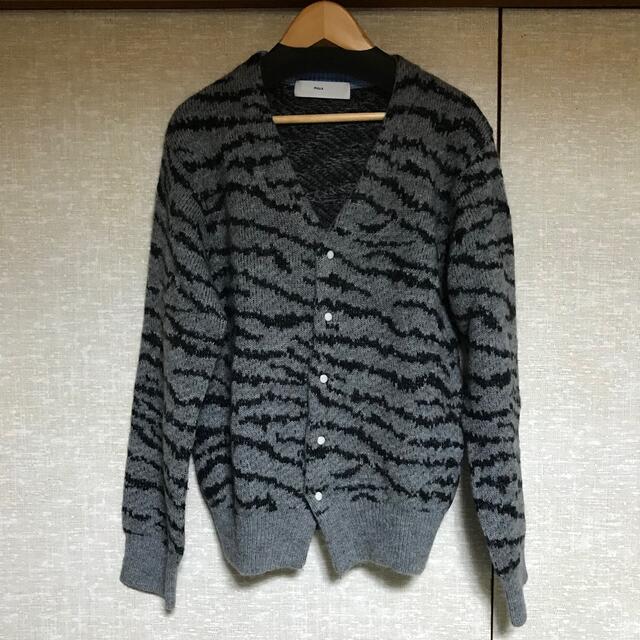 TOGAPULLAゼブラ柄カーディガン-