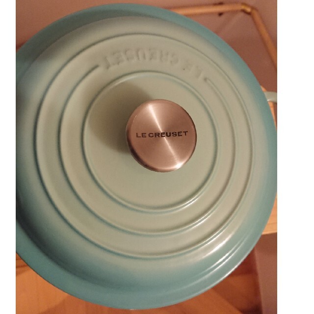 LE CREUSET(ルクルーゼ)の🍀ル・クルーゼ🍀キャセロール 22cm インテリア/住まい/日用品のキッチン/食器(鍋/フライパン)の商品写真