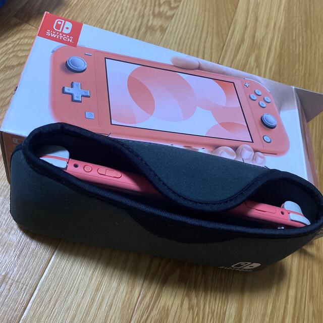 美品☆Nintendo Switch スイッチ ライト コーラルピンク 任天堂