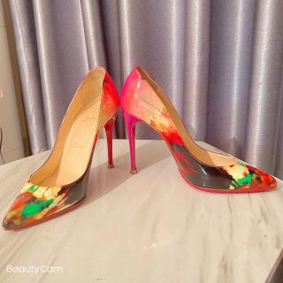 クリスチャンルブタン(Christian Louboutin)の美品 クリスチャンルブタン ハイヒール ピンク カラフル 37(ハイヒール/パンプス)