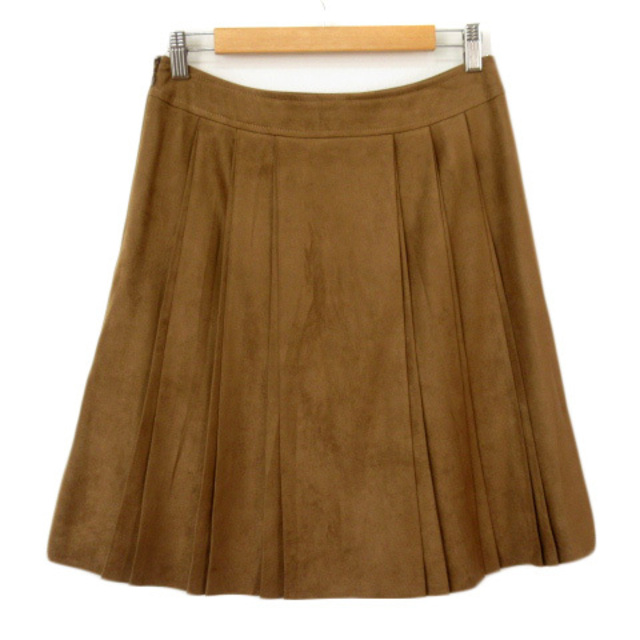 UNTITLED(アンタイトル)のアンタイトル UNTITLED スカート フレア タック フェイクスエード レディースのスカート(ひざ丈スカート)の商品写真