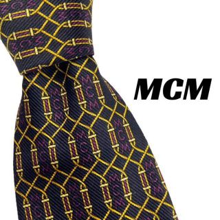 エムシーエム(MCM)の【3516】美品ー良品！MCM エムシーエム　ネクタイ　ロゴ柄　ブラック系(ネクタイ)