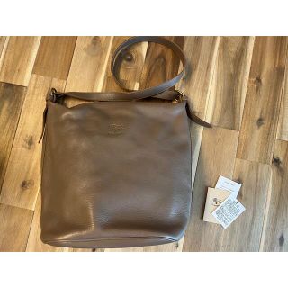 IL BISONTE - 専用です⭐︎イルビゾンテショルダーバッグの通販 by 公式オンライン イルビゾンテ ショルダーバッグ 専用です。ILBISONTE ショルダーバッグ