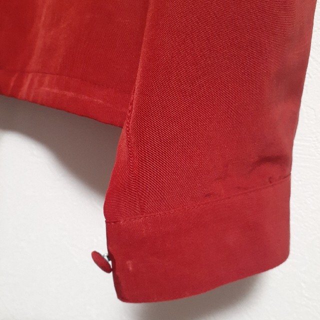 FABIUS(ファビウス)のファビウス　FABIUS　赤色　長袖　シャツ　刺繍が可愛い　トップス　レイヤード レディースのトップス(シャツ/ブラウス(長袖/七分))の商品写真