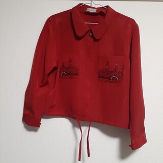 ファビウス(FABIUS)のファビウス　FABIUS　赤色　長袖　シャツ　刺繍が可愛い　トップス　レイヤード(シャツ/ブラウス(長袖/七分))