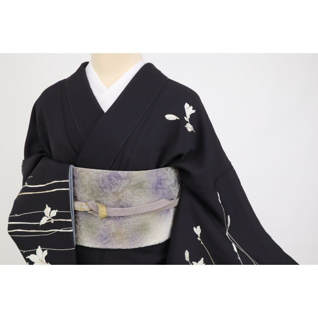 極上刺繍□特選訪問着◇こぶしの花模様◇黒金銀彩◇袷正絹着物 極上刺繍□特選訪問着◇こぶしの花模様◇黒金銀彩◇袷正絹着物