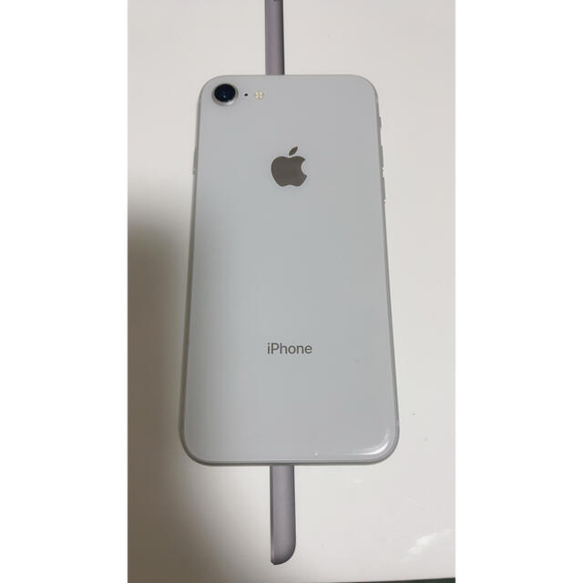 iPhone8 64GB シルバー