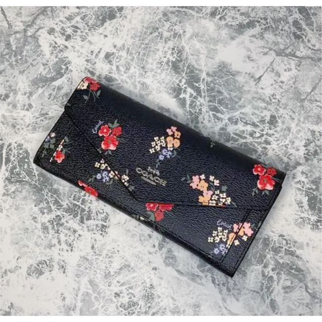 2022正規激安 新品 未使用 coach コーチ 長財布 ブラック 花柄