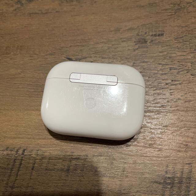 AirPods pro 純正　充電ケース 1