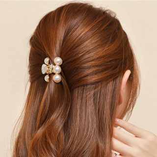 【新品】ヘアクリップ ミニ バンスクリップ パール ビジュー ゴールド 上品(バレッタ/ヘアクリップ)