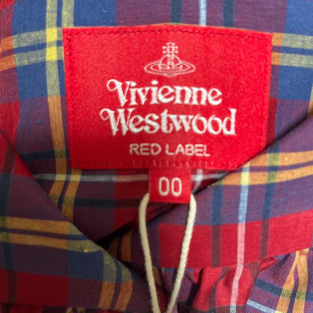 Vivienne Westwood(ヴィヴィアンウエストウッド)のVivien Westwood 新品未使用タグ付き　チェック　シャツ　ブラウス レディースのトップス(シャツ/ブラウス(半袖/袖なし))の商品写真