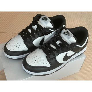 ナイキ(NIKE)のDUNK LOW by you パンダ 28(スニーカー)