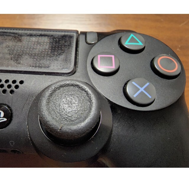 PlayStation4(プレイステーション4)のPS4 コントローラー 純正 ジャンク品 エンタメ/ホビーのゲームソフト/ゲーム機本体(その他)の商品写真