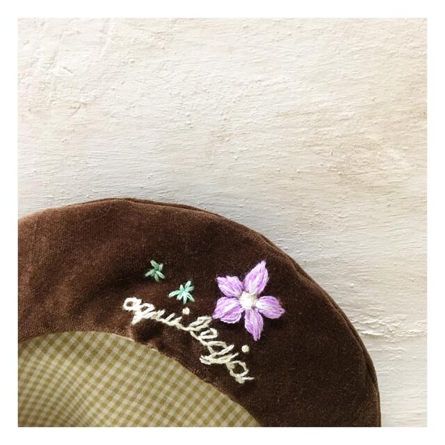 ベルベット刺繍ベレー帽 ￥5980(送料込)+ラクマ手数料 ￥390 1