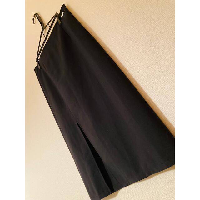 GUESS(ゲス)のレディース GUESS ブラック膝丈スカート M レディースのスカート(ひざ丈スカート)の商品写真