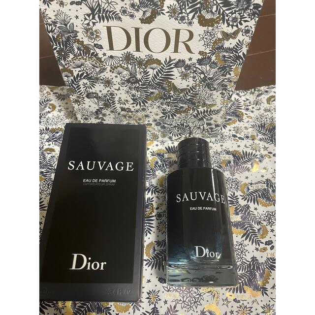 Christian Dior(クリスチャンディオール)のDior ソヴァージュ オードゥ パルファン 100ml コスメ/美容の香水(香水(男性用))の商品写真