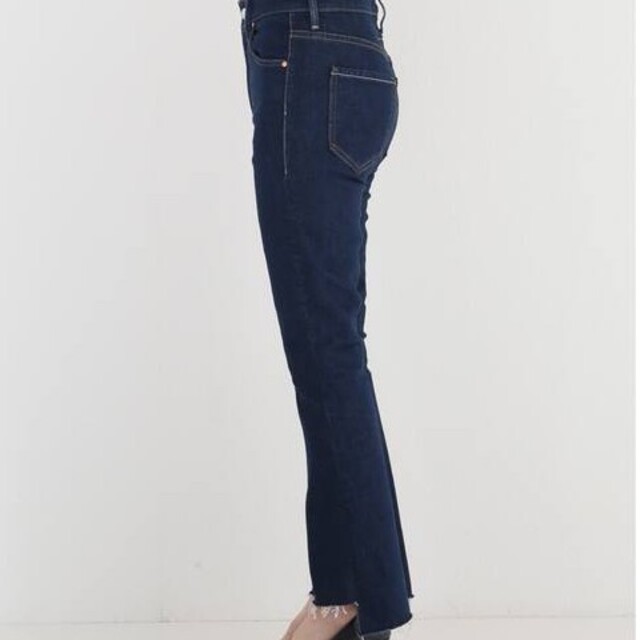 サイズ27 【MOTHER/マザー】INSIDER CROP STEP FRAY サイズ27 【MOTHER/マザー】INSIDER CROP STEP FRAY