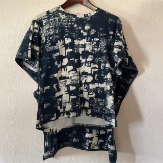 セリーヌ(celine)のセリーヌ　ダイダイ柄　トップス(Tシャツ(半袖/袖なし))