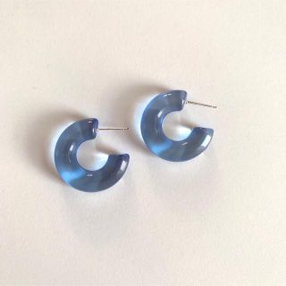 アクリルフープピアス　ブルー(ピアス)