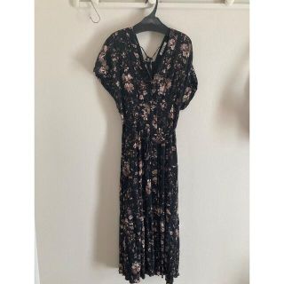 SNIDEL(ブラック/黒色系)のフリマアイテム一覧 SNIDEL(ブラック/黒色系)のフリマアイテム一覧