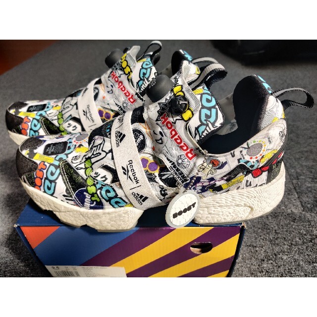 Reebok(リーボック)のリーボック［美品］INSATAPUMP FURY Boost 27.5cm メンズの靴/シューズ(スニーカー)の商品写真