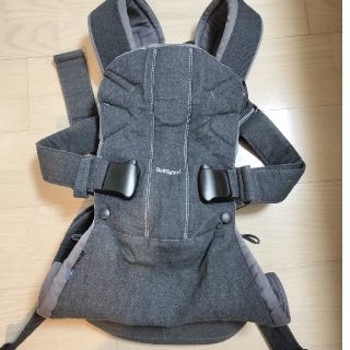 ベビービョルン(BABYBJORN)のベビービョルン　ONE KAI　抱っこ紐(抱っこひも/おんぶひも)