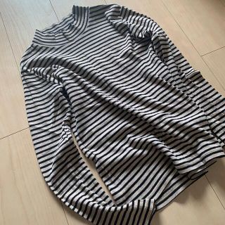 ユニクロ(UNIQLO)のUNIQLO ユニクロ ハイネック ボーダー カットソー 長袖 150(Tシャツ/カットソー)