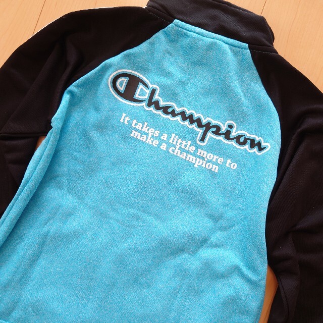 Champion(チャンピオン)の【Champion】ジャージ上下セット 140 キッズ/ベビー/マタニティのキッズ服女の子用(90cm~)(その他)の商品写真