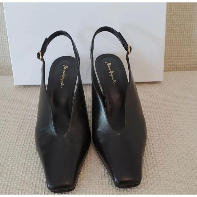 mame(マメ)のmame  Curved Line Sling Black Heels レディースの靴/シューズ(ハイヒール/パンプス)の商品写真