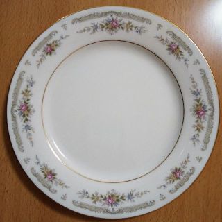 ノリタケ(Noritake)の値下げ　ノリタケ Nittoroyal Ivory  平皿23㎝　4 枚セット(食器)