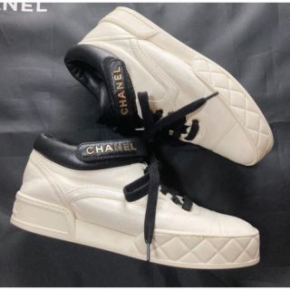 シャネル スニーカー(メンズ)の通販 100点以上 | CHANELのメンズを買う 専門 スニーカー 40/25㌢ CHANEL スニーカー