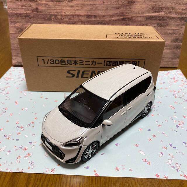 【非売品】シエンタ カラーサンプルミニカー