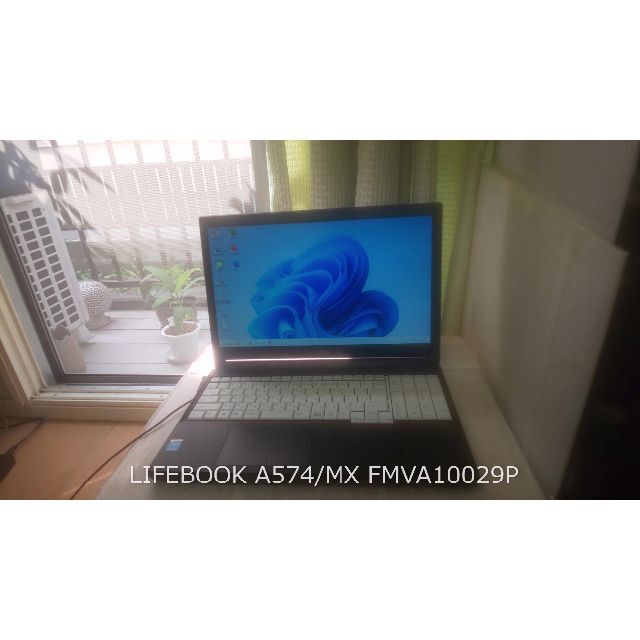 富士通(フジツウ)の☆ノートPC Windows11pro Corei3 A574MX スマホ/家電/カメラのPC/タブレット(ノートPC)の商品写真