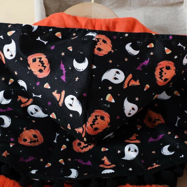 新商品✨  ハロウィン フードつき ワンピースセット キッズ/ベビー/マタニティのキッズ服女の子用(90cm~)(ワンピース)の商品写真