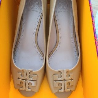 トリーバーチ(Tory Burch)の【大特価】美品　Tory Burch サイズ8 .5(ハイヒール/パンプス)