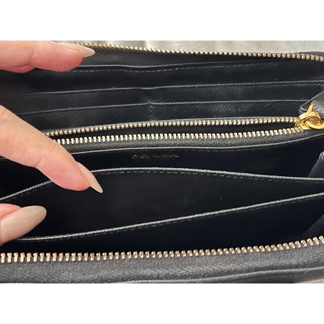 PRADA - 【説明要確認】PRADA長財布 ラウンドジップ リボン