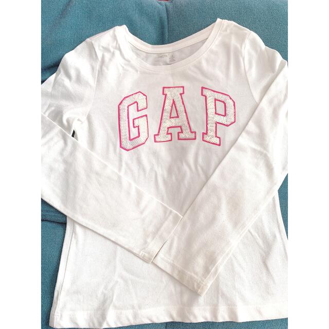 GAP Kids(ギャップキッズ)のGAPキッズロンT キッズ/ベビー/マタニティのキッズ服男の子用(90cm~)(Tシャツ/カットソー)の商品写真