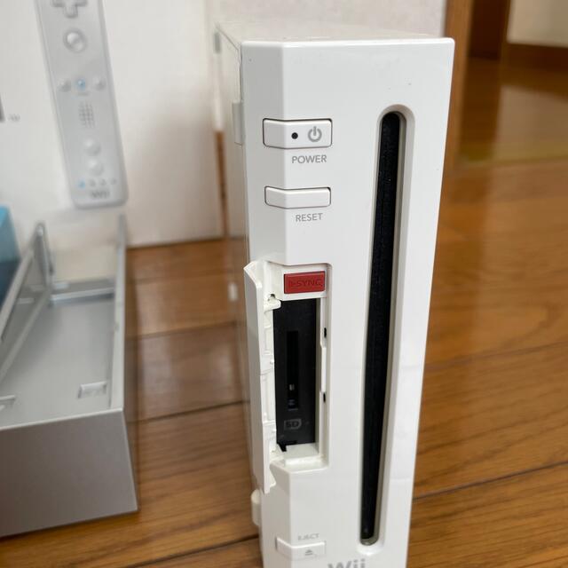 Wii(ウィー)のNintendo Wii RVL-S-WA  本体ジャンク扱い エンタメ/ホビーのゲームソフト/ゲーム機本体(家庭用ゲーム機本体)の商品写真