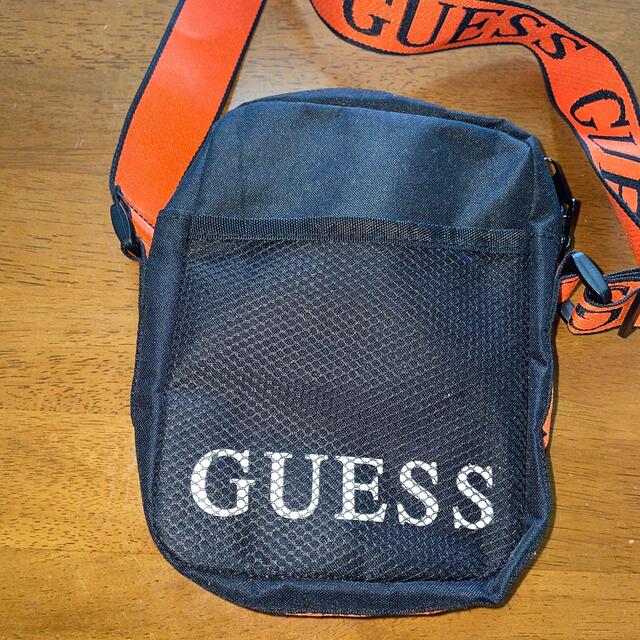 GUESS(ゲス)のGUESSゲスショルダーバツク レディースのバッグ(ショルダーバッグ)の商品写真