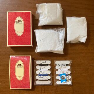 【新品未開封】洗剤3袋＆ソーイングセット2つ 箱入 まとめ売り(洗剤/柔軟剤)