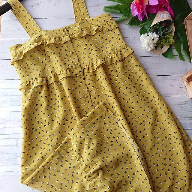 美品!POUDOUDOU☆フリル付き小花柄シフォン×ロングワンピース | フリマアプリ ラクマ