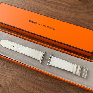 エルメス(Hermes)の新色エルメス　Apple Watch レザーベルト　44MM 高島屋購入品(レザーベルト)