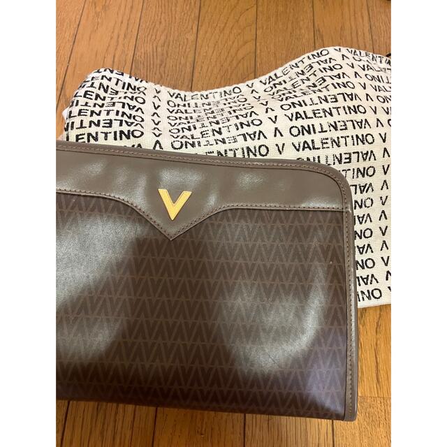 MARIO VALENTINO(マリオバレンチノ)のVALENTINO ヴァレンティノ レザー クラッチバッグ ブラウン メンズのバッグ(セカンドバッグ/クラッチバッグ)の商品写真
