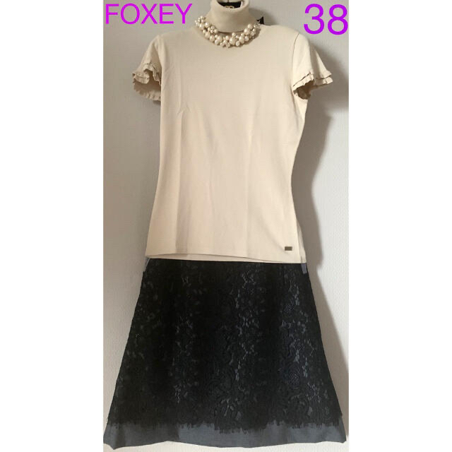 FOXEY(フォクシー)の【FOXEY】大幅値下げ☆秋冬☆高級レーススカート☆38☆ブラックレース☆ レディースのスカート(ひざ丈スカート)の商品写真