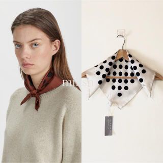 MARGARET HOWELL マーガレットハウエル シルクスカーフ-