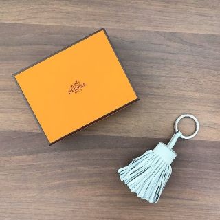 エルメス(Hermes)の【Hermes/エルメス】正規品▽カルメン クレ▽キーリング キーホルダー 白(キーホルダー)