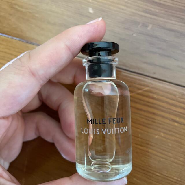 LOUIS VUITTON - 新品 ルイヴィトン 香水 10ml アポジェ ローズ