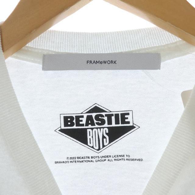 FRAMeWORK(フレームワーク)のフレームワーク BEASTIEBOYS バックロゴTシャツ 半袖 F 白 黒 黄 レディースのトップス(Tシャツ(半袖/袖なし))の商品写真