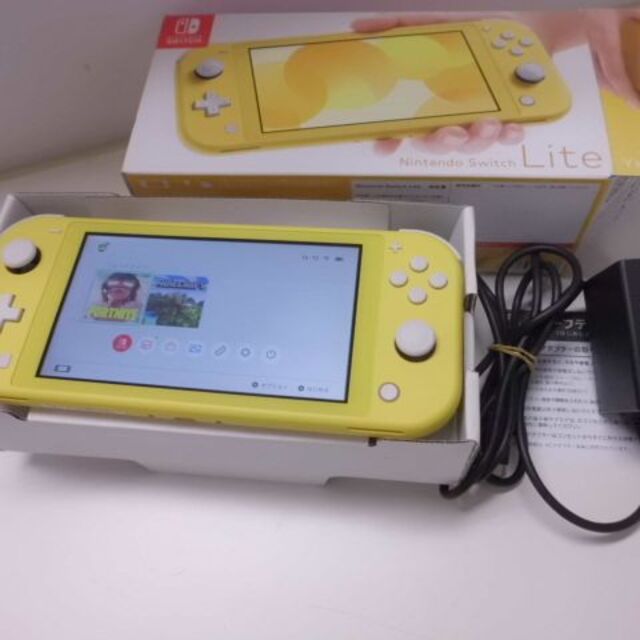 Nintendo Switch(ニンテンドースイッチ)のNintendo Switch Lite Yellow 任天堂スイッチライト エンタメ/ホビーのゲームソフト/ゲーム機本体(携帯用ゲーム機本体)の商品写真